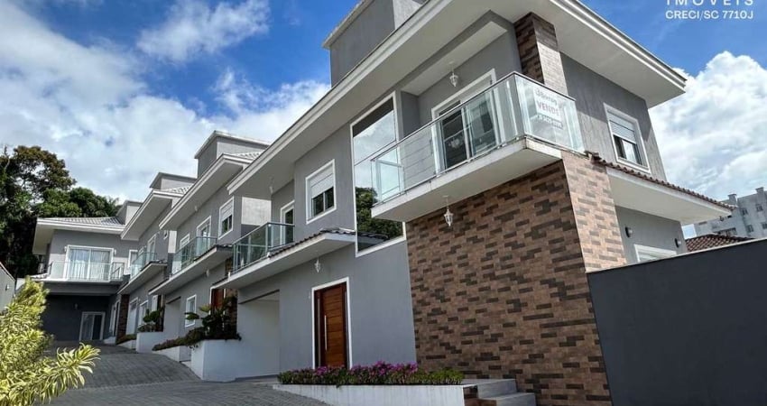 Sobrado de Condomínio com 3 quartos, Floresta, Joinville - R$ 830 mil, Cod: 295