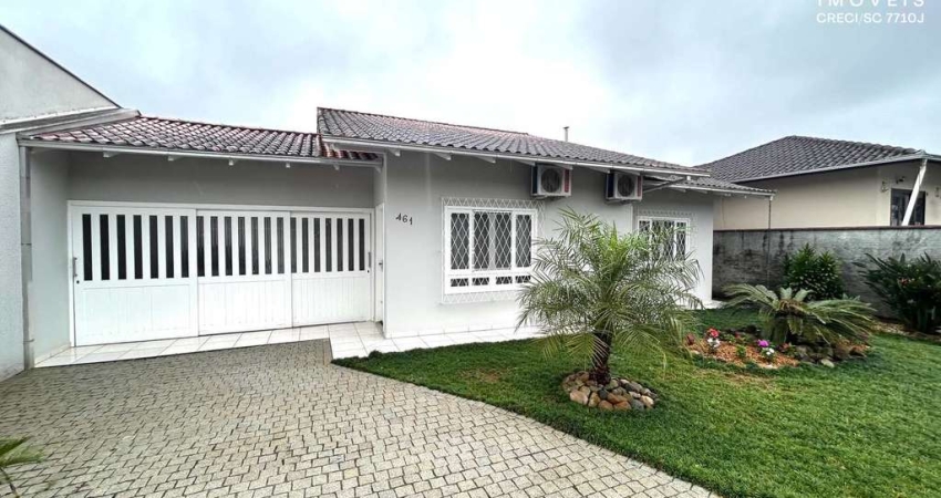 Casa com 4 quartos, Bom Retiro, Joinville - R$ 820 mil, Cod: 319