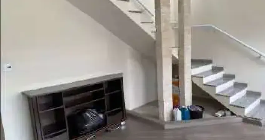 Sobrado para Venda em Santo André, Campestre, 3 dormitórios, 1 suíte, 1 banheiro, 2 vagas