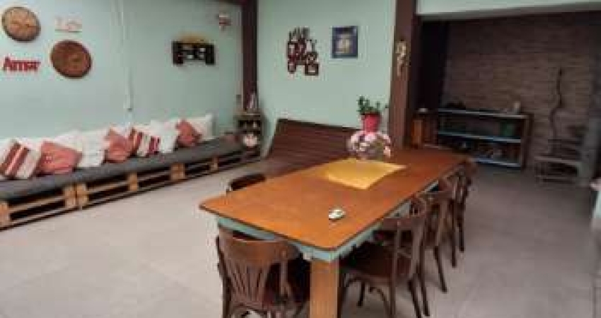 Casa para Venda em São Caetano do Sul, Mauá, 3 dormitórios, 1 suíte, 2 banheiros, 3 vagas