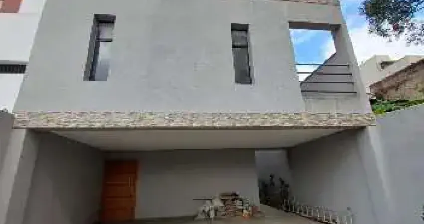 Sobrado para Venda em São Bernardo do Campo, Anchieta, 4 dormitórios, 2 suítes, 3 banheiros, 6 vagas