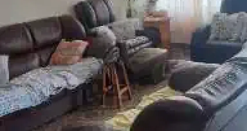 Casa para Venda em São Caetano do Sul, Santa Maria, 3 dormitórios, 1 suíte, 1 banheiro, 11 vagas