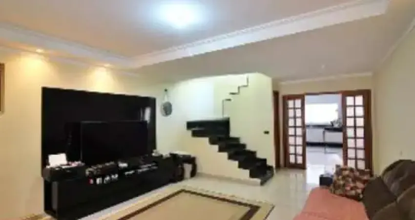 Casa para Venda em São Bernardo do Campo, Santa Terezinha, 3 dormitórios, 1 suíte, 2 banheiros, 3 vagas
