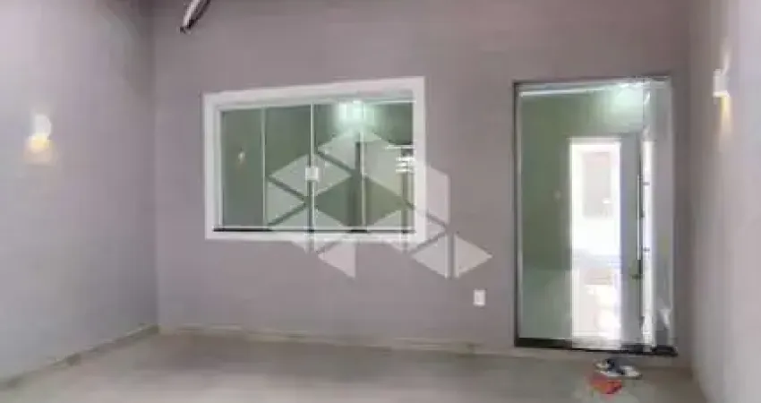 Casa Terrea 3 Dormitorios com 1 suite, na Vila Tupi - Praia Grande SP