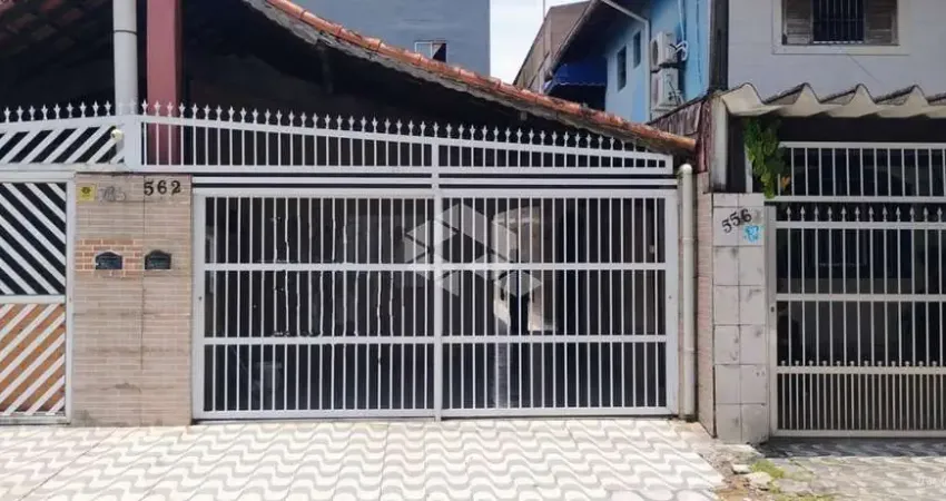 Casa com 2 quartos à venda na Rua Teófila Vanderlinde, 562, Cidade Ocian, Praia Grande