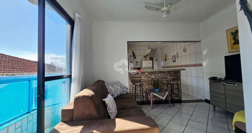 OFERTA!!! APTO. 01 DORM. MOBILIADO, SALA C/ SACADA, 01 VAGA DEMARCADA. BOQUEIRÃO, PRAIA GRANDE SP.