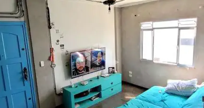 REPASSE DE APTO NA PRAIA. 02 DORMS. 01 VAGA, 58,00 ÁREA ÚTIL. OCIAN, PRAIA GRANDE SP.