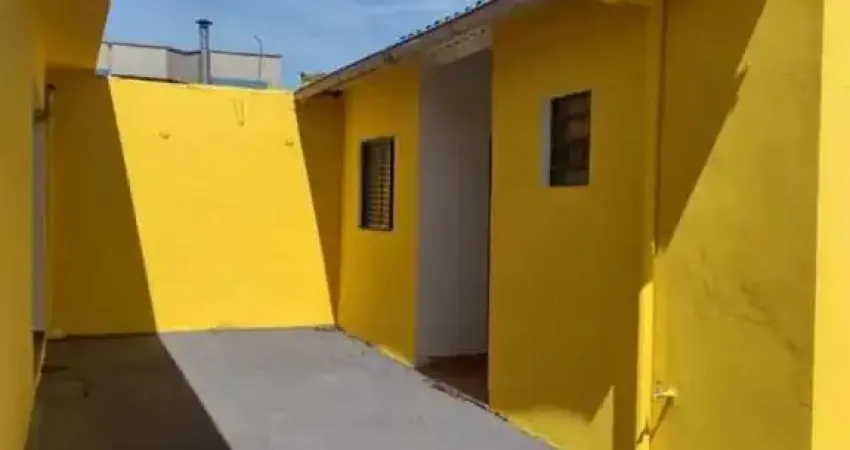 Casa para Venda em Mogi das Cruzes, Vila Lavínia, 3 dormitórios, 1 suíte, 2 banheiros, 2 vagas