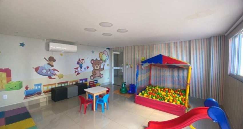 Apartamento no Cond. Vitória Régia