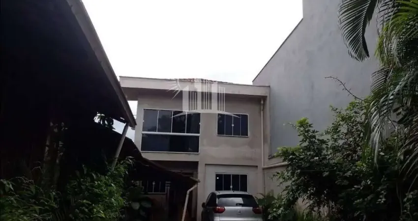 Casa para Venda em Joinville, Itaum, 2 dormitórios, 1 banheiro, 3 vagas