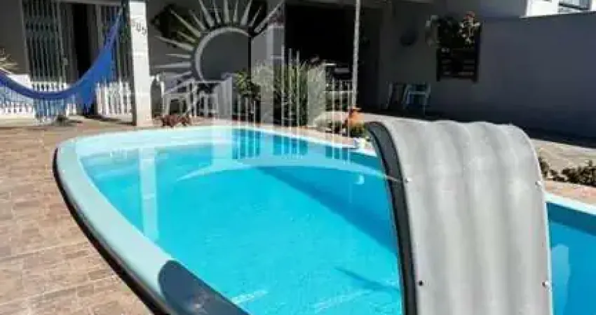 Casa para temporada em balneário piçarras, itacolomi, 3 dormitórios, 1 suíte, 1 banheiro, 2 vagas