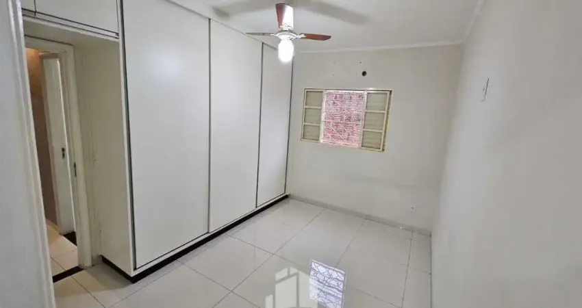 Casa com 2 quartos à venda no Umuarama, Araçatuba 