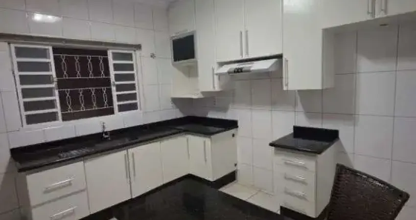 Casa com 3 quartos para alugar no Ipanema, Araçatuba 