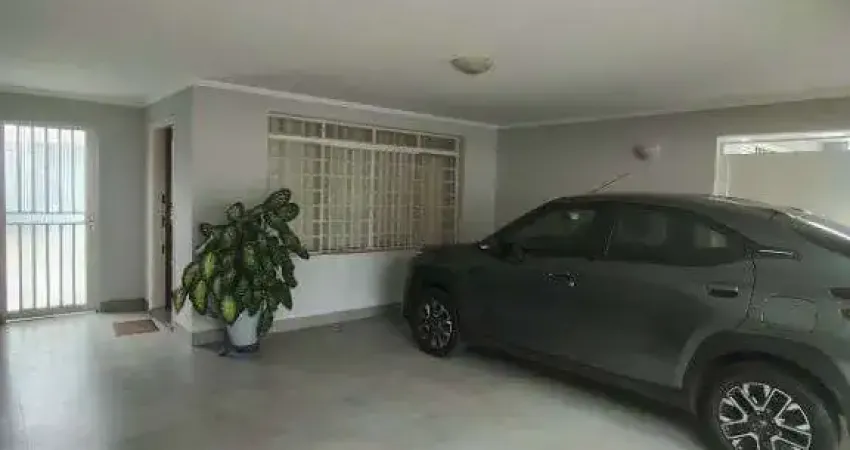 Casa com 3 quartos à venda no Bairro das Bandeiras, Araçatuba 