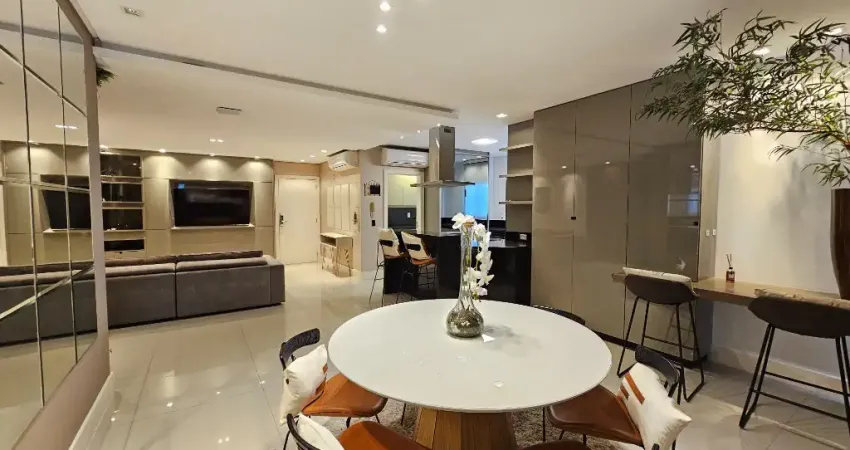Aluga-se lindo apartamento de 3 suites, centro- Balneário Camboriú