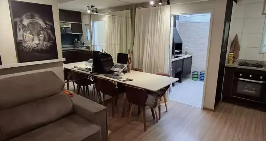 Casa no condomínio Condomínio Residencial Living Sabará para venda com 2 quartos, sendo 2 suítes, 68m²
