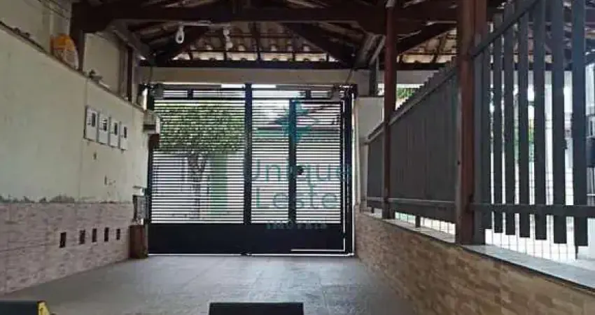 Casa geminada individual com habite se 

  à venda, Planalto, Belo Horizonte, MG