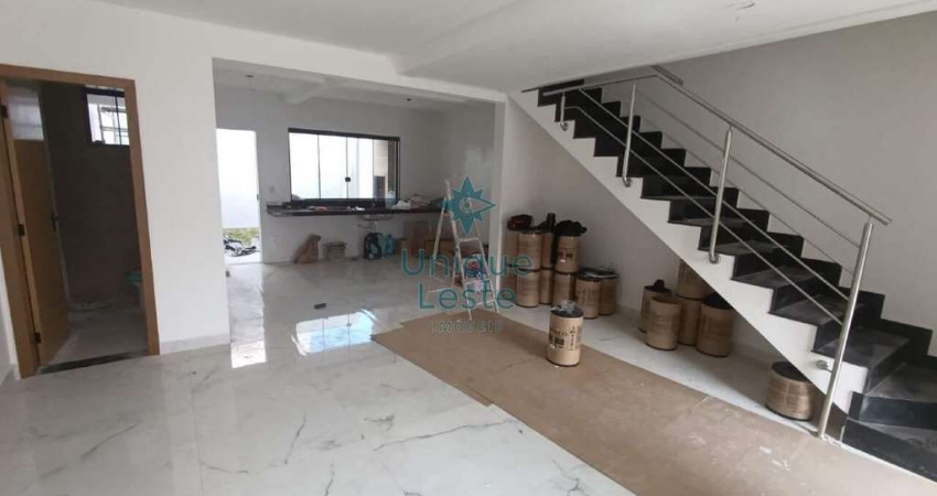 Casa à venda 3 Quartos, 1 Suite, 5 Vagas, 122M², Liberdade, Santa Luzia - MG