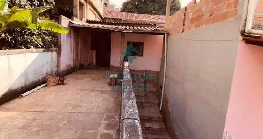 Casa com 3 quartos à venda na Rua dos Partidos, São Marcos, Belo Horizonte