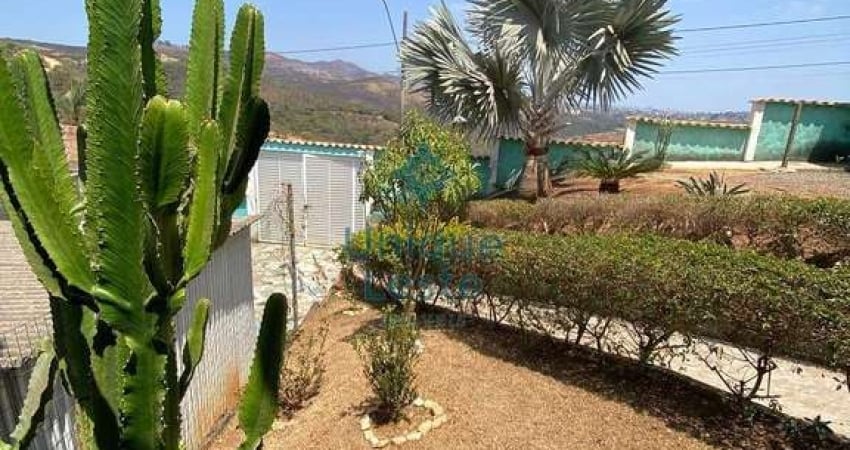 Casa com 2 quartos à venda na Rua Curvelo, Vila Rica, Sabará