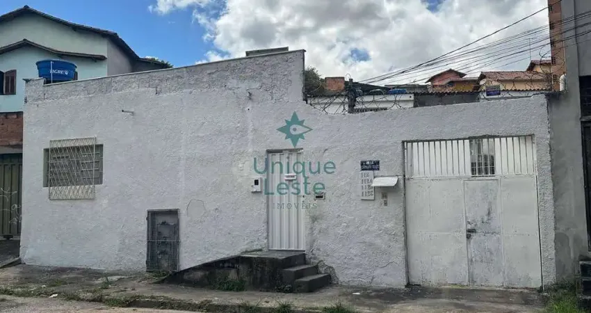 Casa em condomínio fechado com 4 quartos à venda na Rua Carmelita Toledo, Eymard, Belo Horizonte