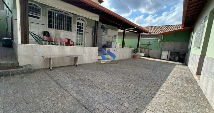 Compre casa de três quartos no bairro copacabana belo horizonte