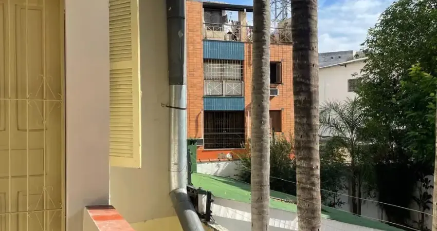 Apartamento 2 dormitorios no bairro Santa Cecília, Porto Alegre