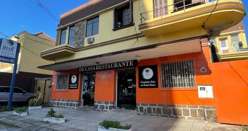 Prédio com 4 salas à venda no Menino Deus, Porto Alegre 