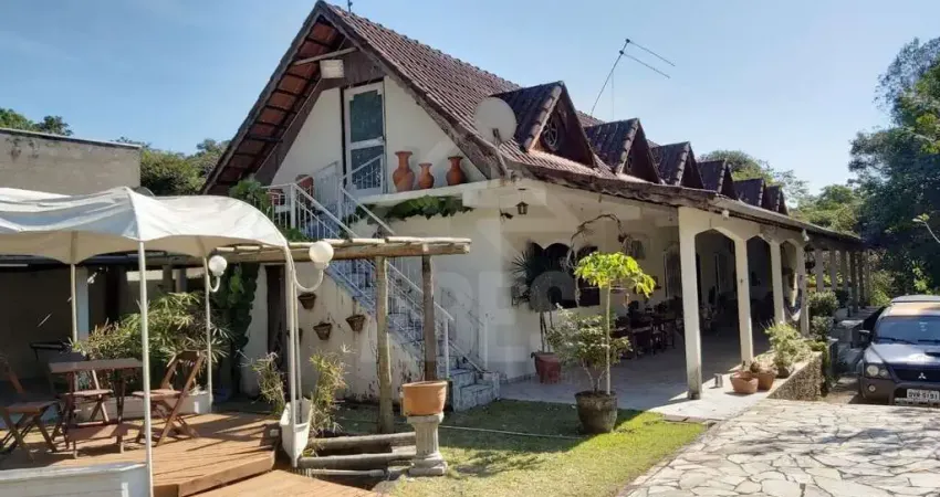 Chácara / sítio com 5 quartos à venda no Centro, Juquitiba 