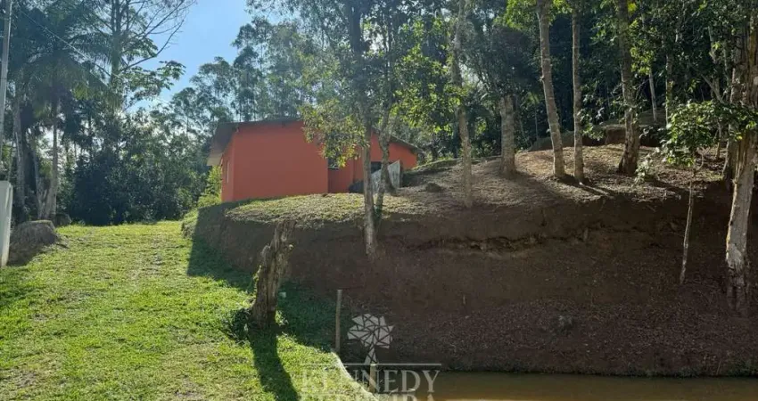 Chácara / sítio com 2 quartos à venda no Centro, Juquitiba 