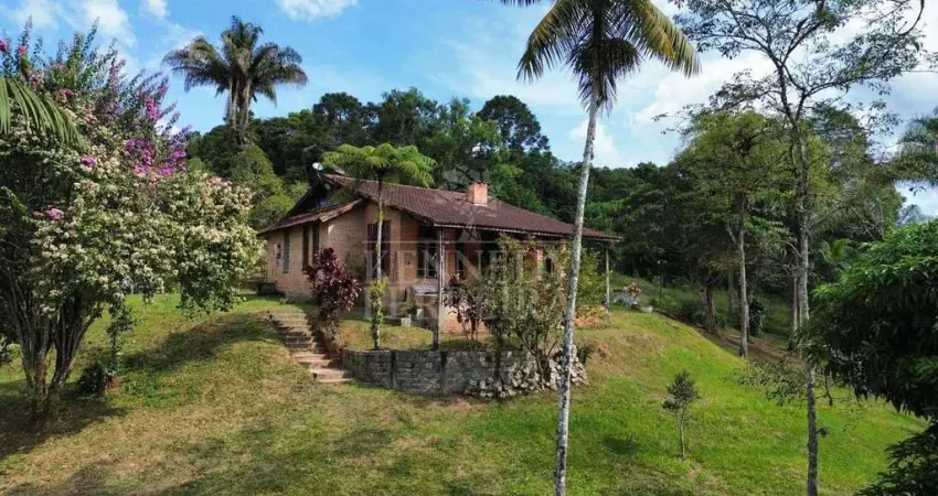 Chácara / sítio com 2 quartos à venda no Centro, Juquitiba 