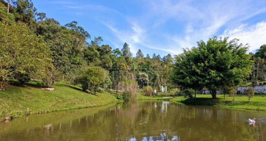 Chácara / sítio com 3 quartos à venda no Centro, Juquitiba 