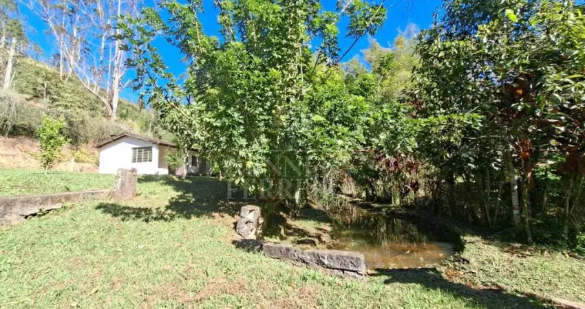 Chácara / sítio com 2 quartos à venda no Centro, Juquitiba 