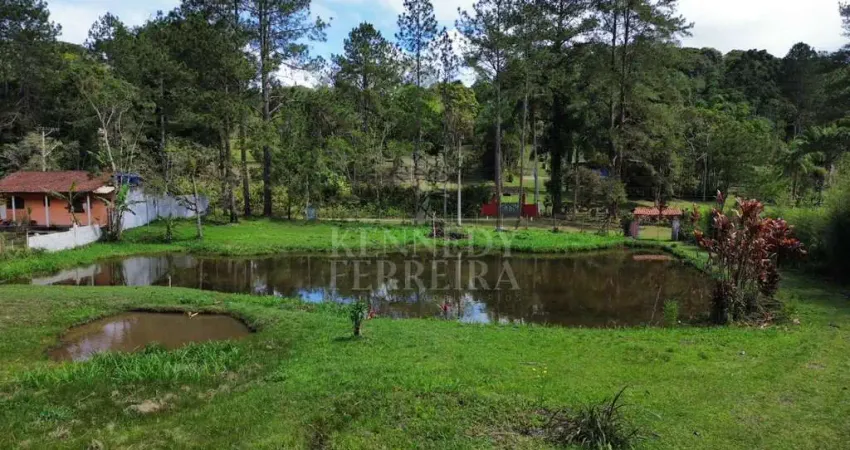 Chácara / sítio com 2 quartos à venda no Centro, Juquitiba