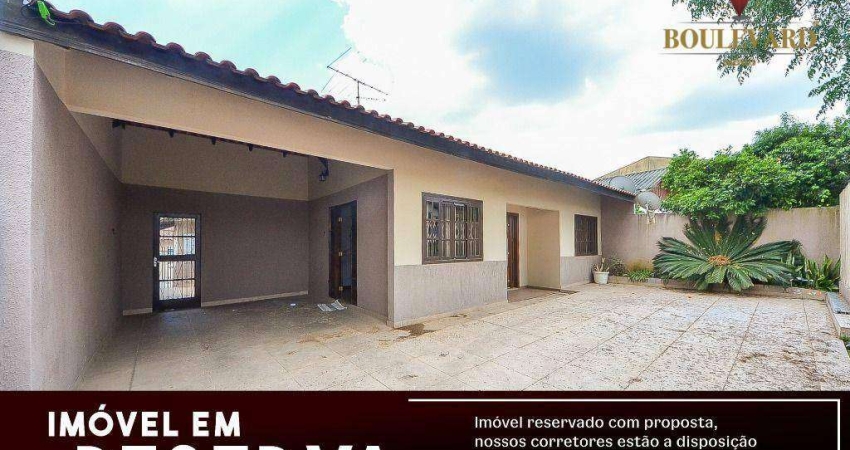 Casa  térrea com 3 dormitórios à venda, 115 m² por R$ 850.000 - Uberaba - Curitiba/PR