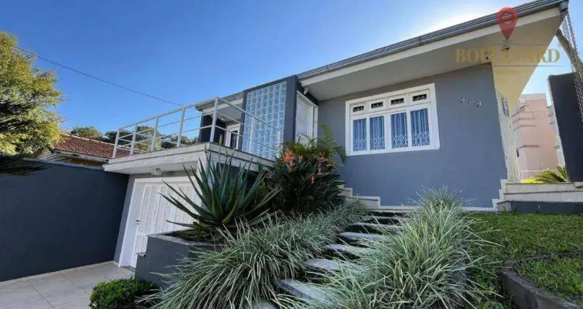 Casa térrea mobiliada com 4 dormitórios à venda, 206 m² por R$ 890.000 - Tanguá - Almirante Tamandaré/PR