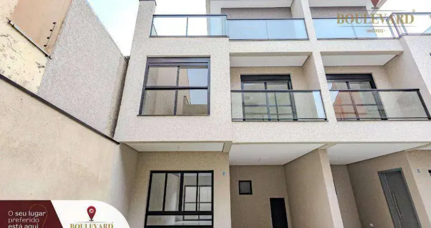 Sobrado novo em condomínio fechado, com 3 dormitórios à venda, 128 m² por R$ 879.000 - Jardim das Américas - Curitiba/PR