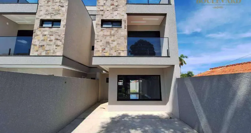Sobrado novo com quintal e 3 dormitórios à venda, 125 m² por R$ 899.000 - Xaxim - Curitiba/PR