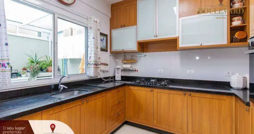Sobrado em condomínio fechado com 3 dormitórios à venda, 205 m² por R$ 1.290.000 - Portão - Curitiba/PR