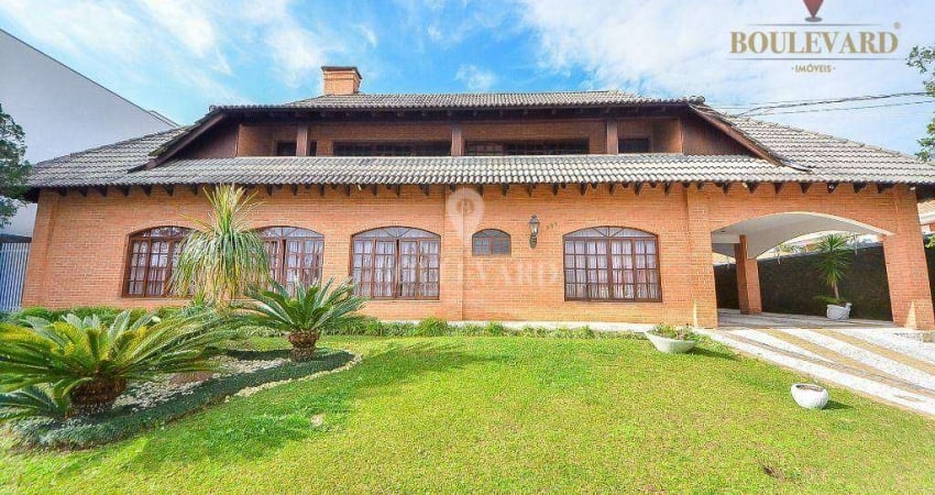 Casa charmosa com espaços verdes, piscina e 7 dormitórios à venda, 767 m² por R$ 3.900.000 - Uberaba - Curitiba/PR