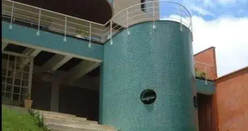 Centro cívico/ ahú, prédio comercial,613m², poço artesiano, pisos mármore, pé direito duplo, à vend