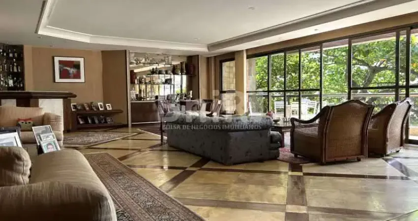 Apto em edifício de alto luxo a 150m da praia rua arborizada silenciosa  tendo segurança 24hs