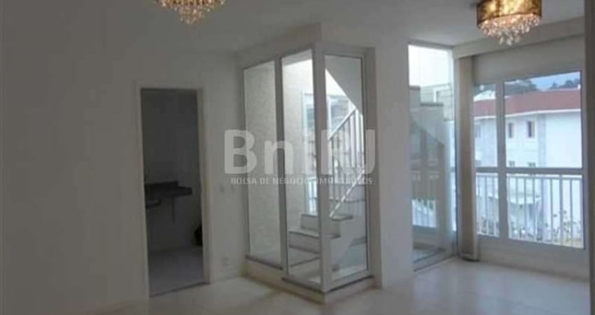 Cobertura 3 quartos, sendo 1 suíte- Com 2 vagas. Próximo ao Centro-Petrópolis ? RJ.