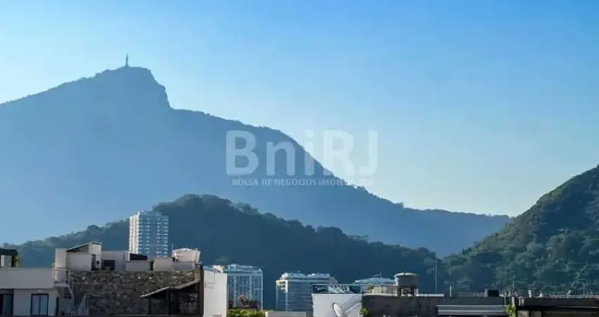 VENDO COBERTURA DUPLEX NO QUADRILÁTERO DE IPANEMA COM 4 QUSRTOS, 2 SUITES, 2 VAGAS, PORTARIA 24H,  VISTA CRISTO RIO DE JANEIRO RJ