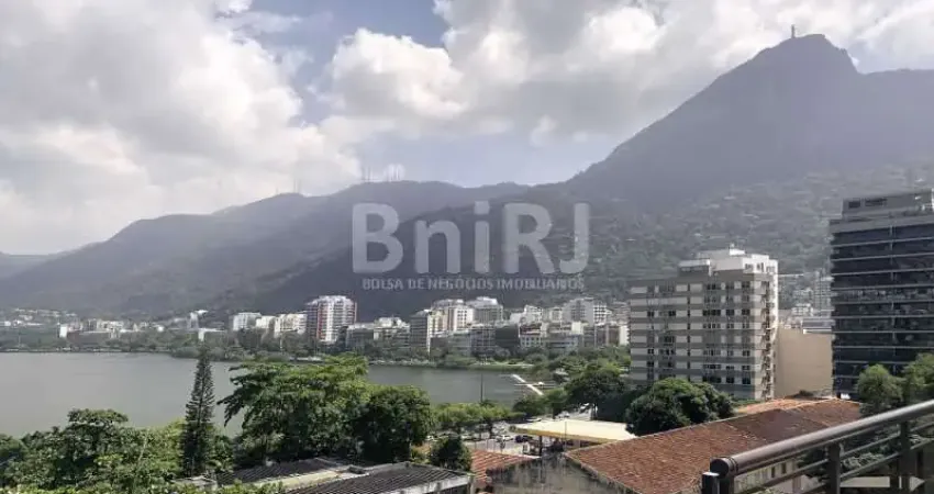SENSACIONAL COBERTURA DUPLEX DE 324m2, 4 QUARTOS, 2 SUITE, 2 VAGAS, NA LAGOA - RIO DE JANEIRO - RJ