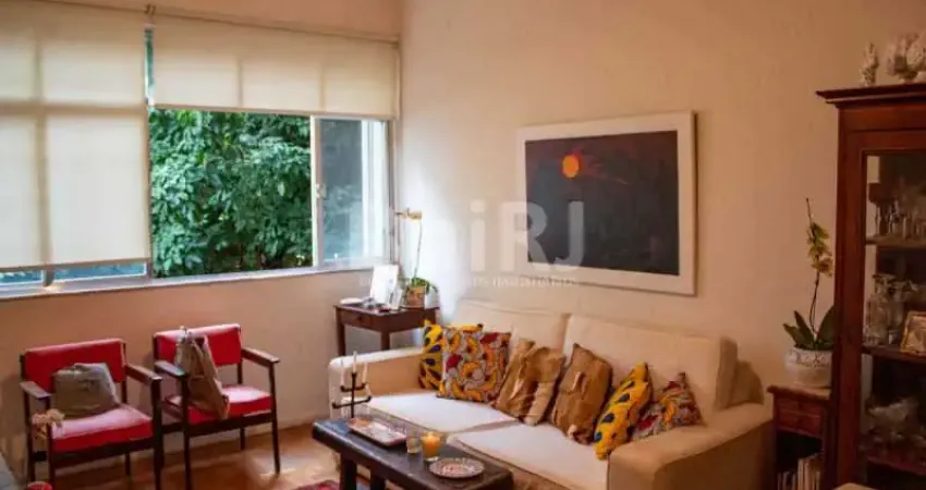 3 QUARTOS NO HUMAITÁ - Primeiro andar agradável com vista das árvores.