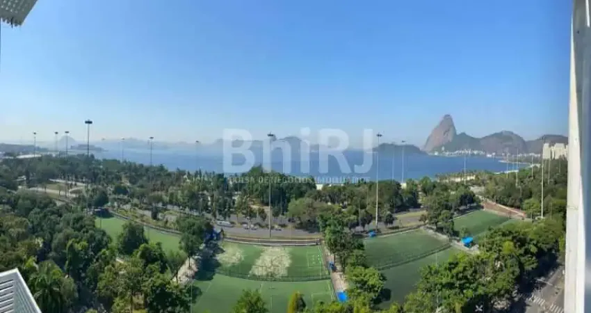 Quarto e sala integrados no Flamengo