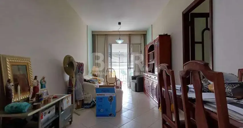 Apartamento de 2 quarto com dependência revertida para 3 quartos, vaga de garagem na escritura e infra completa no Riachuelo!!!!
