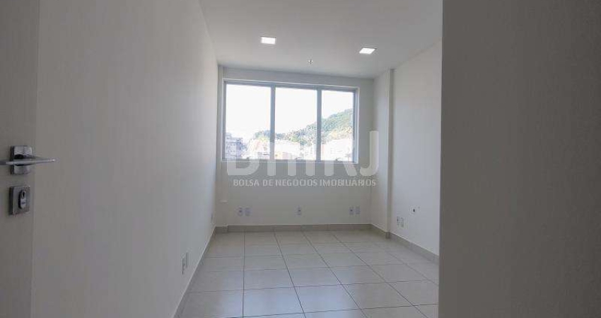 SALA COMERCIAL COM EXCELENTE LOCALIZAÇÃO JUNTO AO METRÔ!!!