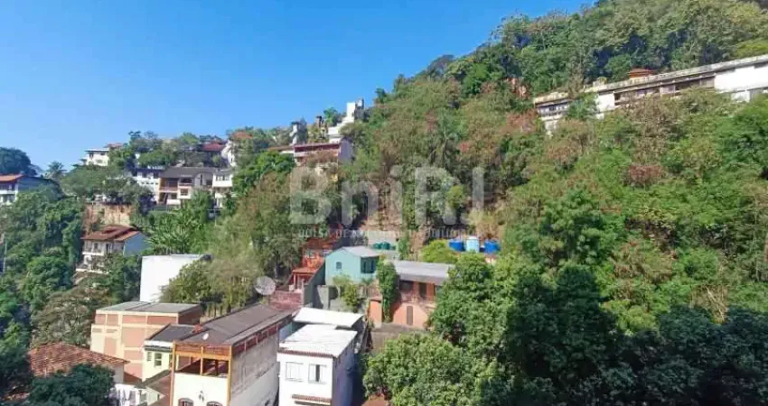 AMPLO APARTAMENTO LARANJEIRAS, ORIGINAL 3 QUARTOS, ATUALMENTE COM 2 SUITES, 2 VAGAS, SEM VISTA COMUNIDADE